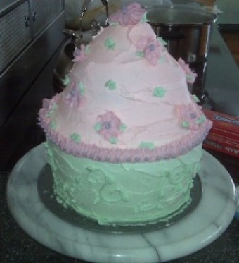 picture of cannoli cake