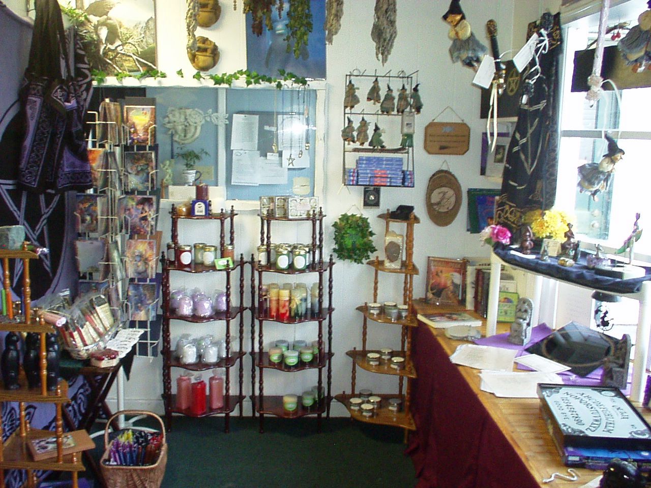 NWallGift Shop